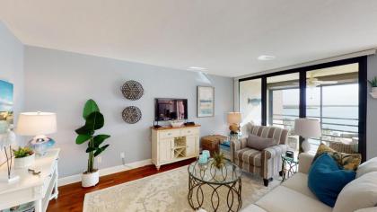 Renovated with Riverfront Views!! - image 10