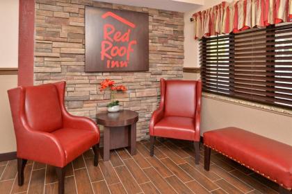 Red Roof Inn Marietta - image 4