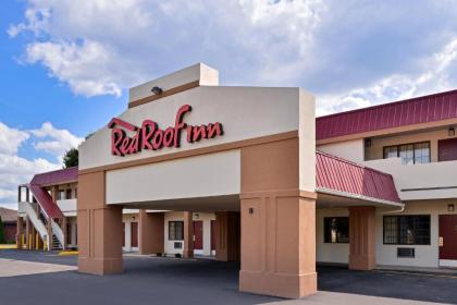 Red Roof Inn Marietta - image 6