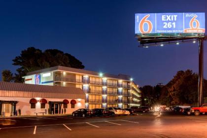 Motel 6-Marietta GA - Atlanta Northwest - image 13