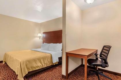 Quality Inn Marietta - image 15