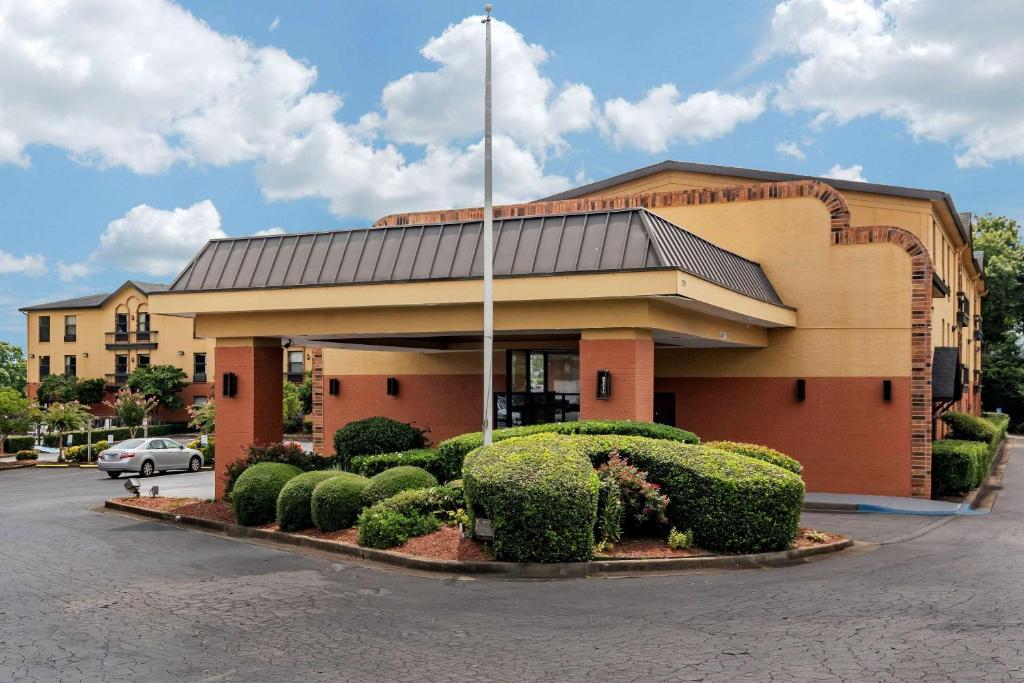 Quality Inn Marietta - image 6