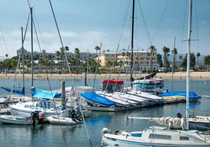 Jamaica Bay Inn Marina Del Rey Tapestry Collection by Hilton - image 10