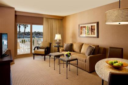 Jamaica Bay Inn Marina Del Rey Tapestry Collection by Hilton - image 15