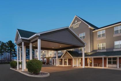 Country Inn & Suites by Radisson Marinette WI - image 14