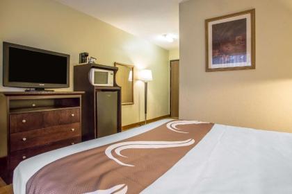 Quality Inn & Suites Marinette - image 12