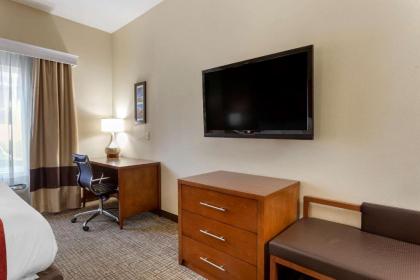 Comfort Inn Marion - image 13