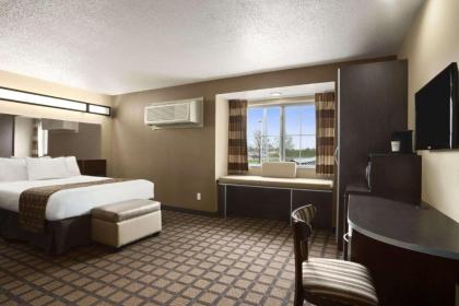 Microtel by Wyndham Cedar Rapids/Marion - image 13