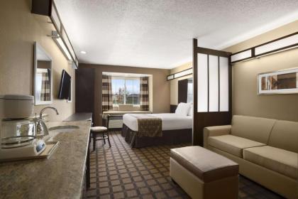 Microtel by Wyndham Cedar Rapids/Marion - image 14