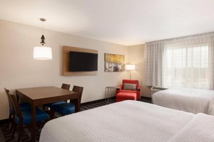 TownePlace Suites Cedar Rapids Marion - image 6