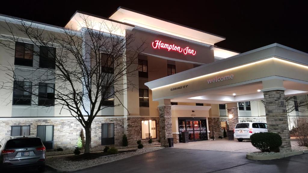 Hampton Inn Marion - image 2