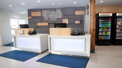 Holiday Inn Express & Suites - Marion an IHG Hotel - image 3