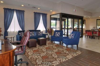 Comfort Inn Marion - image 9