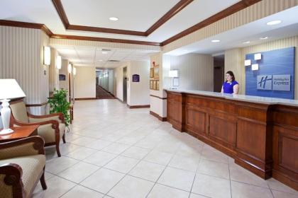 Holiday Inn Express Hotel & Suites Marion an IHG Hotel - image 15