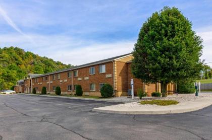 Comfort Inn Atkins-Marion I-81 - image 9