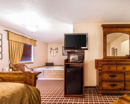 Quality Inn & Suites Marion - image 9