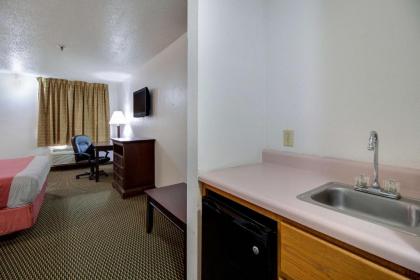 Motel 6-Marion IL - image 9