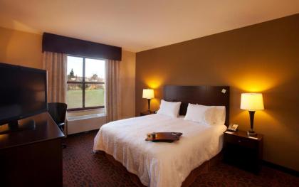 Hampton Inn Marquette-Waterfront - image 13