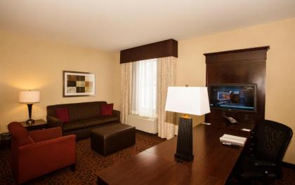 Hampton Inn Marquette-Waterfront - image 8