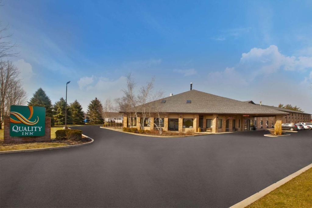 Quality Inn of Marshall - main image