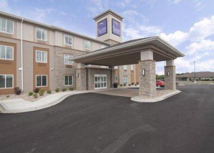 Sleep Inn & Suites Marshall - image 1