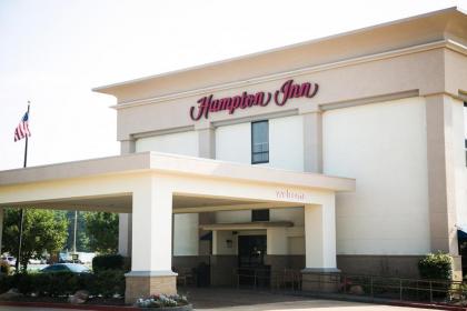 Hampton Inn Marshall - image 4