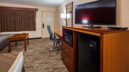 Best Western Executive Inn - image 7