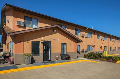 Motel 6-Marshalltown IA - image 6