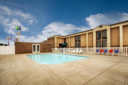 Holiday Inn Express Marshfield - Springfield Area an IHG Hotel - image 10