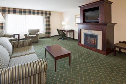 Holiday Inn Conference Center Marshfield an IHG Hotel - image 9