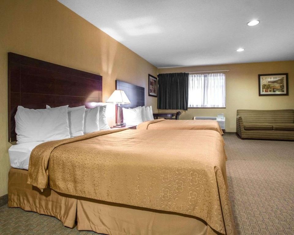 Quality Inn Marshfield - image 4