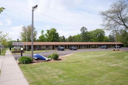 Park Motel - image 3