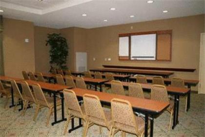 Hampton Inn Martin - image 12