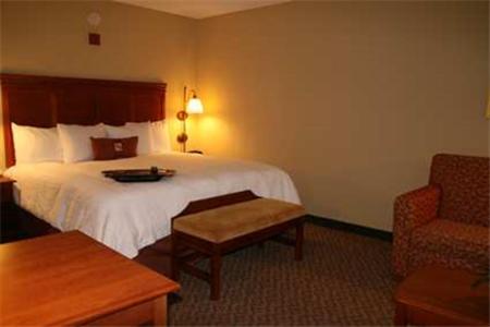 Hampton Inn Martin - image 4