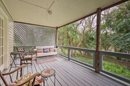 Riverfront House with Deck 7 Mi to San Marcos! - image 12