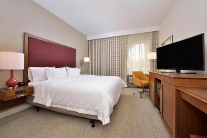 Hampton Inn Martinsburg - image 13