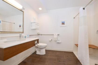 Hampton Inn Martinsburg - image 9