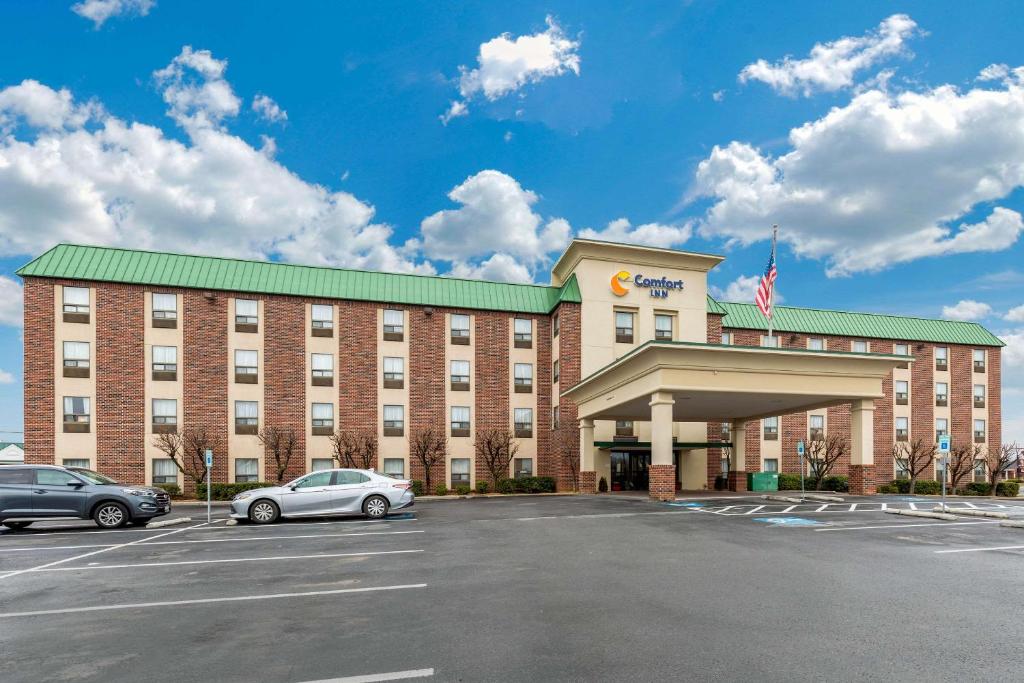 Comfort Inn Martinsburg - image 3