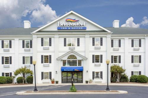 Baymont by Wyndham Martinsville - main image