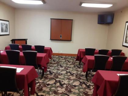 Hampton Inn St. Louis - Westport - image 13