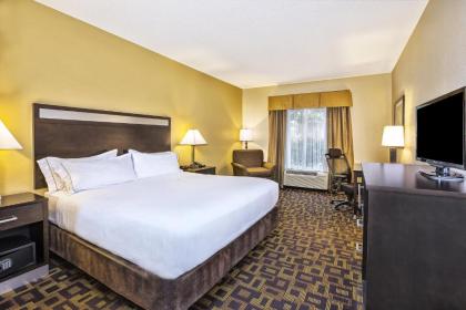 Holiday Inn Express Hotel and Suites Marysville an IHG Hotel - image 14