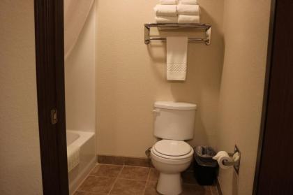 Cobblestone Inn & Suites - Maryville - image 13