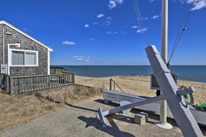 Refined Retreat with Outdoor Shower 1 Block to Beach - image 9