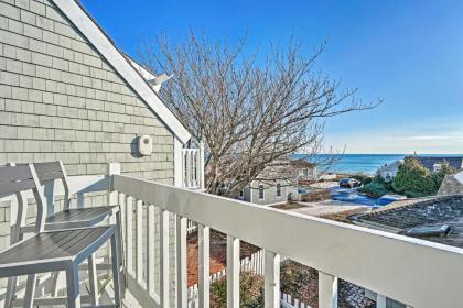 Cape Cod Casa with Ocean View and Pvt Beach Access Massachusetts