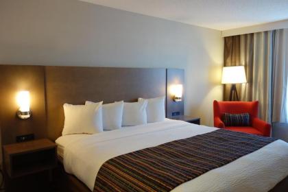 Country Inn & Suites by Radisson Mason City IA - image 3