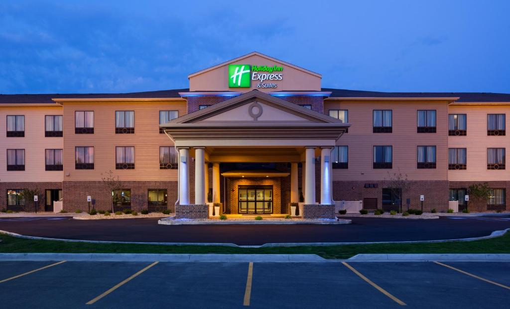 Holiday Inn Express & Suites - Mason City an IHG Hotel - image 3