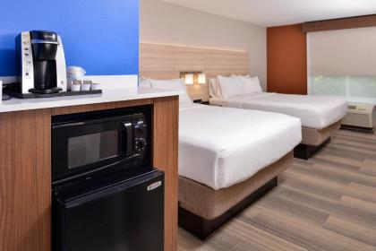 Holiday Inn Express Hotel & Suites Cincinnati - Mason an IHG Hotel - image 8