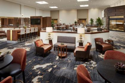 Marriott Cincinnati Northeast - image 14