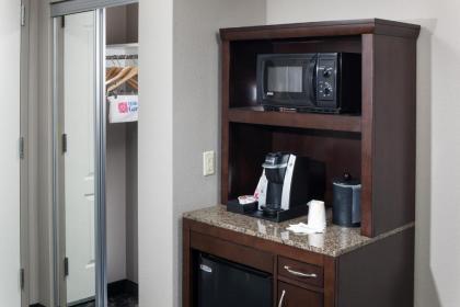 Hilton Garden Inn Cincinnati/Mason - image 3