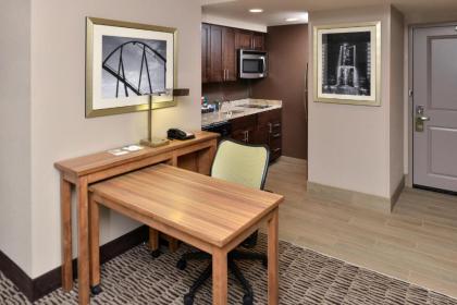 Homewood Suites by Hilton Cincinnati/Mason - image 14